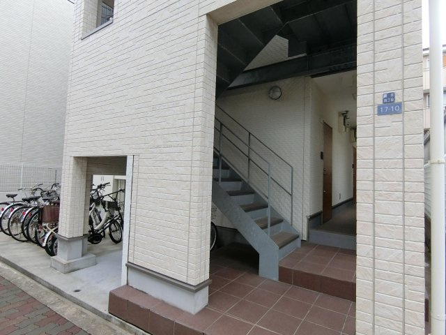 【エントランス】 | クレスト鷹合