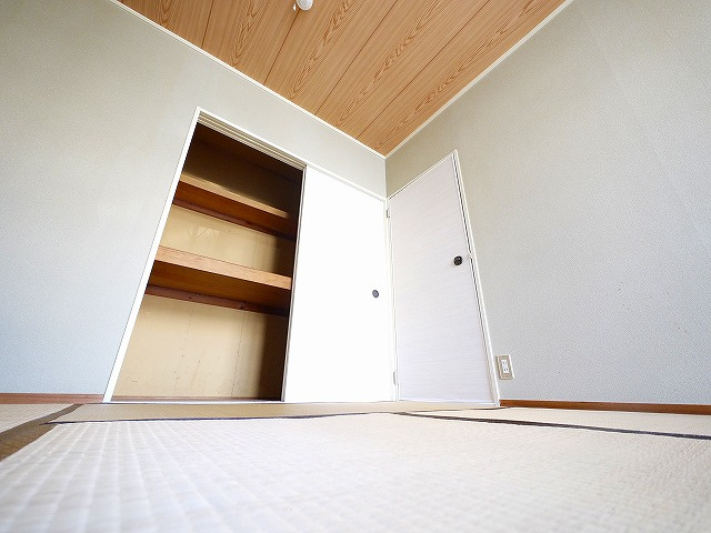 クレール千原Aの収納|便利な収納スペースです