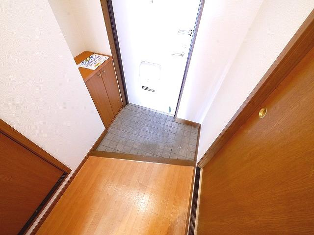 サンモールMRの玄関|シンプルで使いやすい玄関です