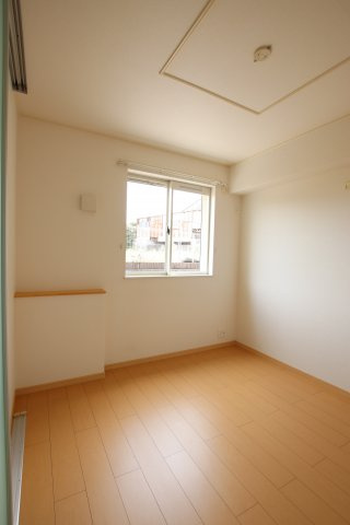 【洋室】 | メゾン　なでしこ  