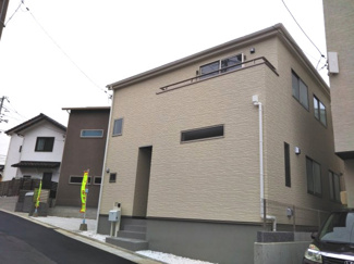【外観】 | 平日・休日問わずご案内可能です！
お気軽にお問い合わせ下さい☆
