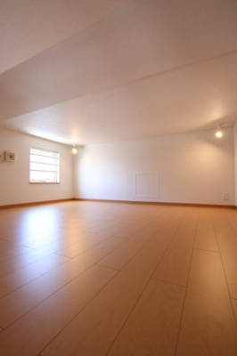 【寝室】 | カーサ・エスペランサ | ロフト