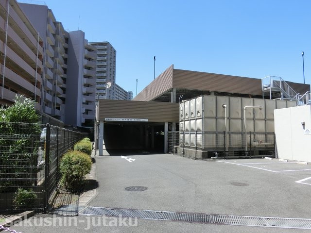 プラウド津田沼ガーデンフロントハウスの駐車場|使用料月額10,000円～13,000円　空状況は都度、ご確認ください。