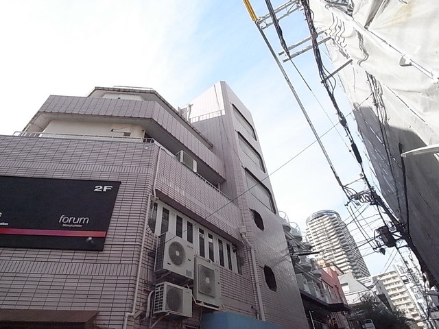 朝日マンションの外観