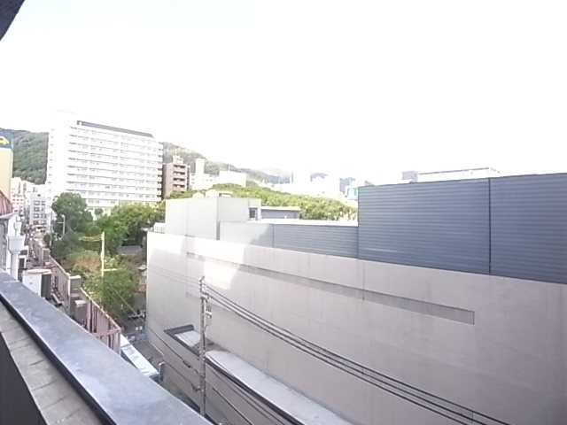 ワイズコーポレーションビルディングの展望