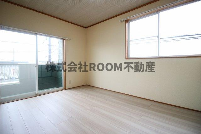 グリーン若葉の洋室|洋室です