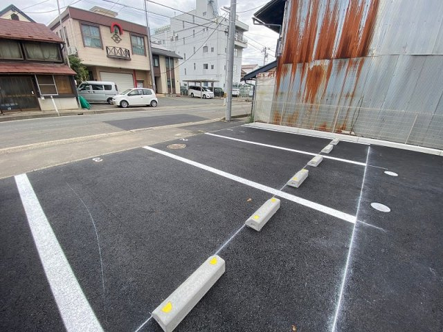 HONU清水町ウエストの駐車場