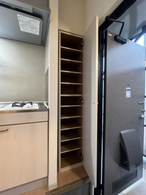 【エントランス】 | 【シャーメゾン】コーポC.M.S