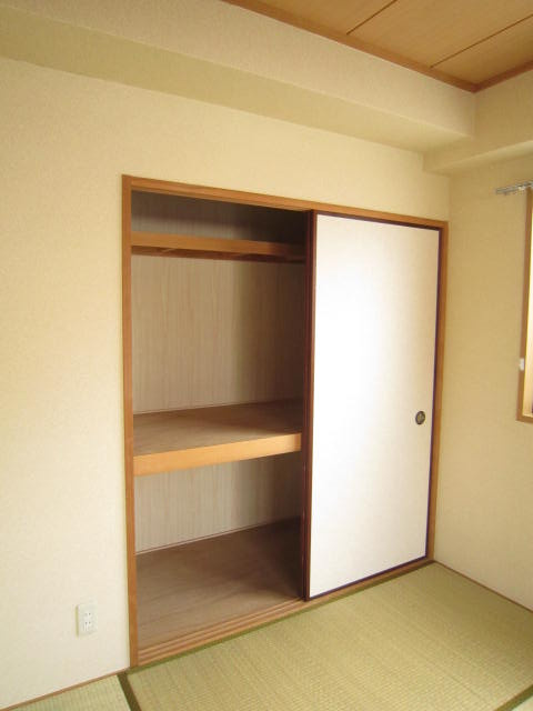 コンフォート長岡京の収納