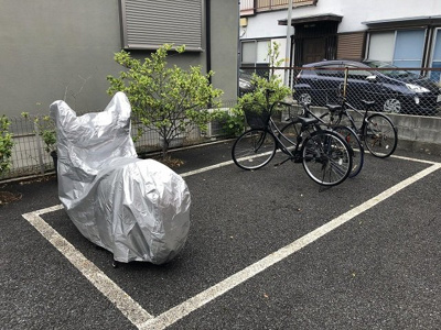 【その他共用部分】 | ピュア・グリーン | 敷地内に駐輪場を完備しています！荷物が重いときに自転車があれば助かりますね☆