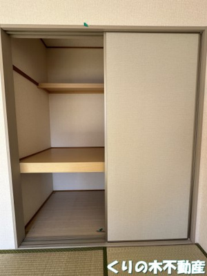 【寝室】 | ファミール山岡　B棟 | 反転タイプのお部屋です（現況を優先します）