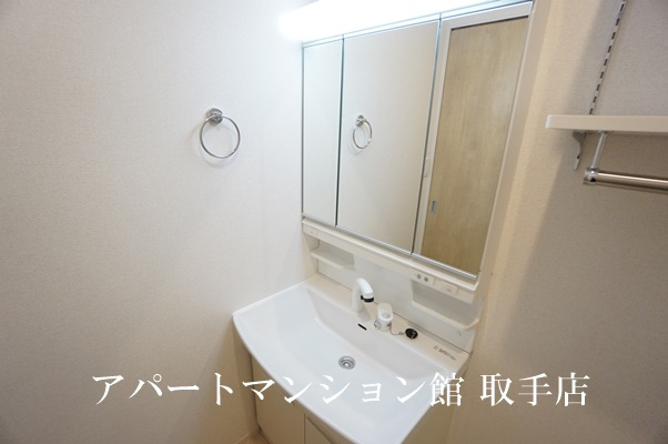 ダッシュコートⅡの独立洗面台