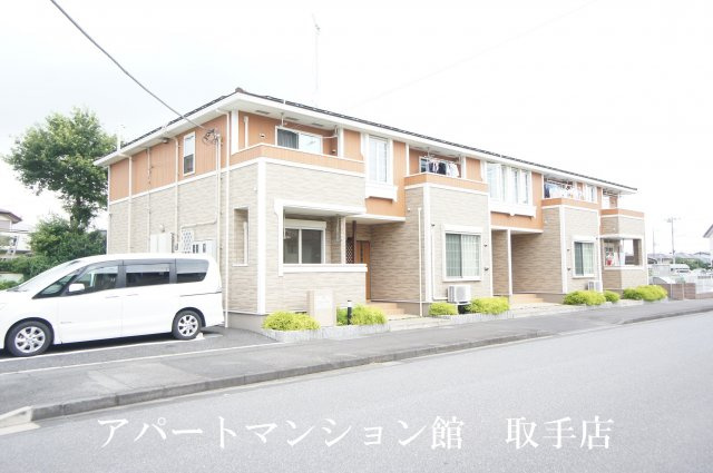 エレガント・ヒルズの外観