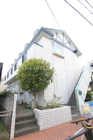 ニューハイツ市川南の外観