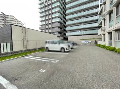 【駐車場】 | RAVINE千里中央 | 車をお持ちの方に嬉しい駐車場付きの物件です