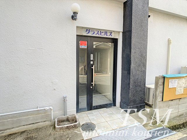 グラスヒルズのエントランス|入り口エントランス