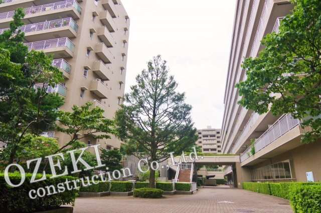 ヴィルヌーブ南越谷B棟の外観