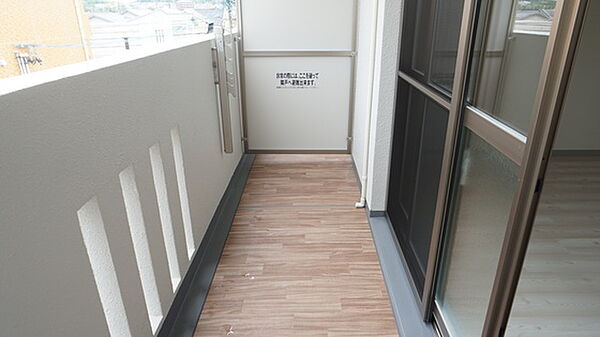 アクアマンション江戸橋のバルコニー