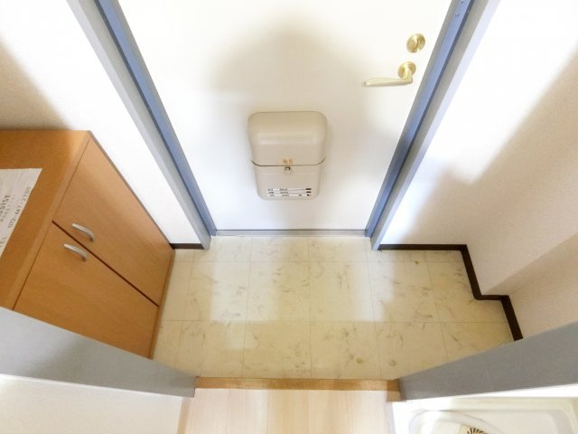上田マンションの玄関