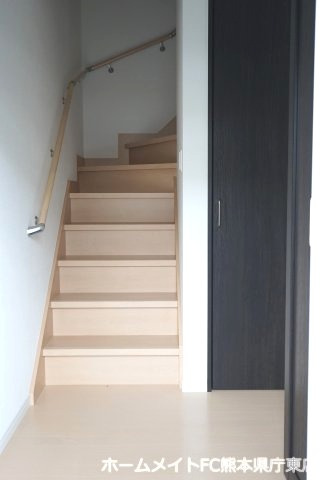ストーリア小山Ⅰの玄関