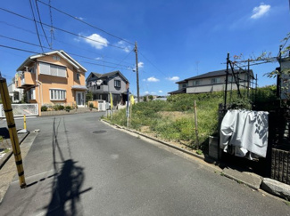 【前面道路含む現地写真】