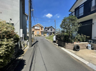 【前面道路含む現地写真】