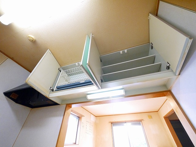 西村一戸建のキッチン|きれいなキッチンです