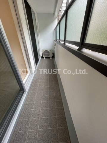 グレイスクラールのバルコニー|お洗濯にも便利なバルコニー付き