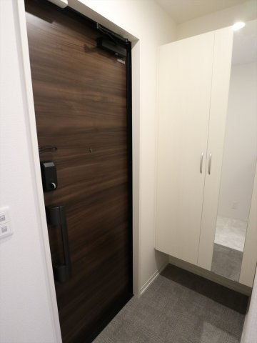 D-room寺家駅前A・B　A棟Aの玄関