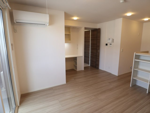 D-room寺家駅前A・B　A棟Aの居間・リビング