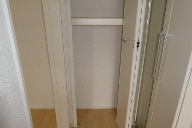 ニューサンライフⅠの収納|廊下収納