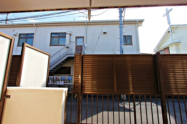 パークヒルA棟の展望|目隠し付きです