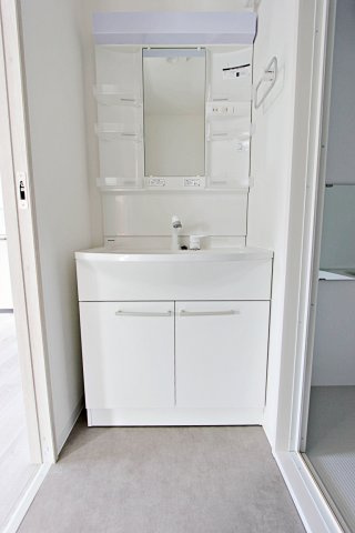 パークヒルA棟の独立洗面台|シャワー付き洗面化粧台