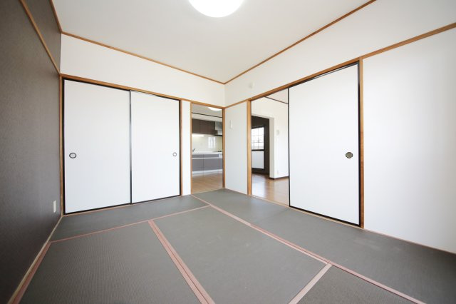 セントラル宮本の和室