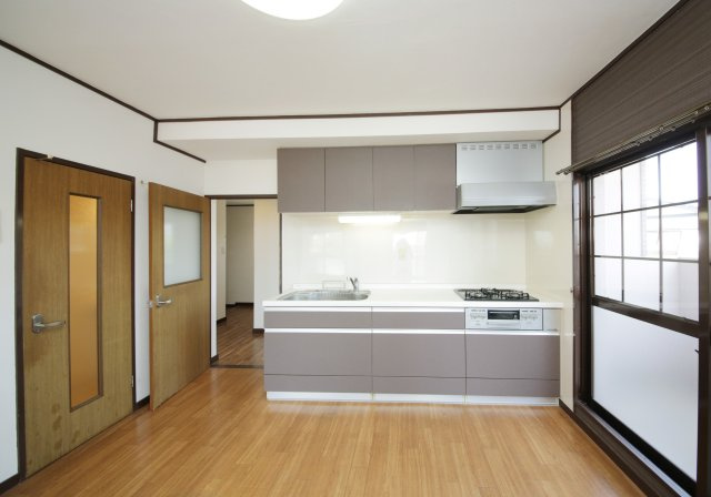 セントラル宮本の居間・リビング