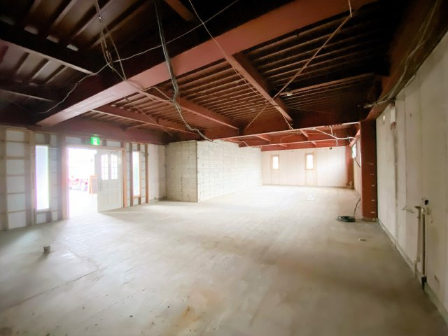 三栄ビルの内装