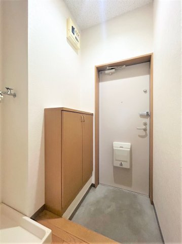 ボアソナードⅤの玄関