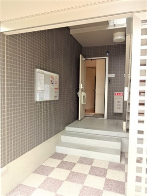 【エントランス】 | シュヴァル・ユイット・