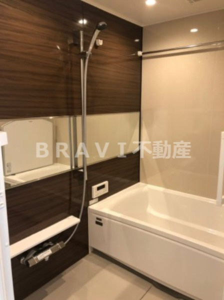 BRAVE天満橋　BRAVI不動産の浴室|【BRAVE天満橋京町】