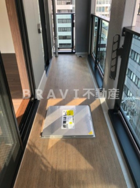 BRAVE天満橋　BRAVI不動産のバルコニー|【BRAVE天満橋京町】