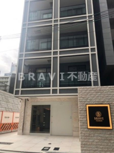 BRAVE天満橋　BRAVI不動産のエントランス