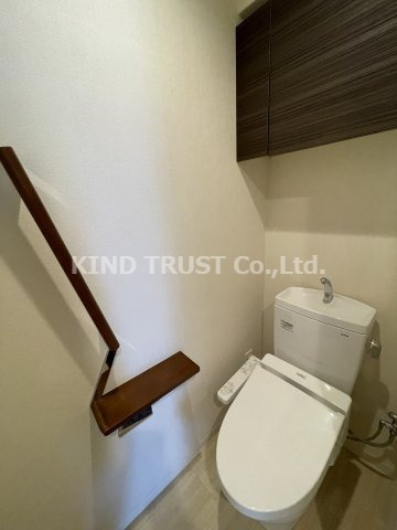 プレミアス梅田のトイレ|落ち着いたトイレです