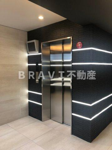 BRAVE天満橋　BRAVI不動産のロビー