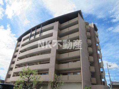 【外観】 | ファミーユ2002（八戸ノ里賃貸） | 外観は落ち着いています