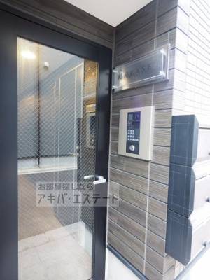 【エントランス】 | 町屋BASE