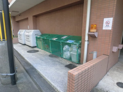【その他共用部分】 | アール・ケープラザ横浜Ⅲ | ゴミ置場です。