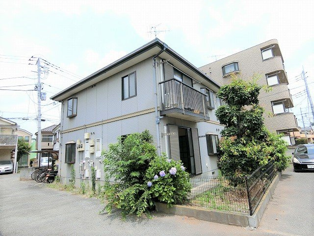 パルファンベールB棟の外観
