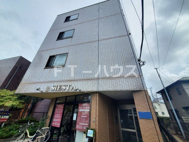 第二ヤマヤスビルの外観