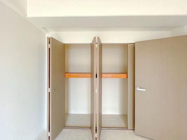 ブライトンコート中万々の収納|こまごまとしたものを収納できそうですね