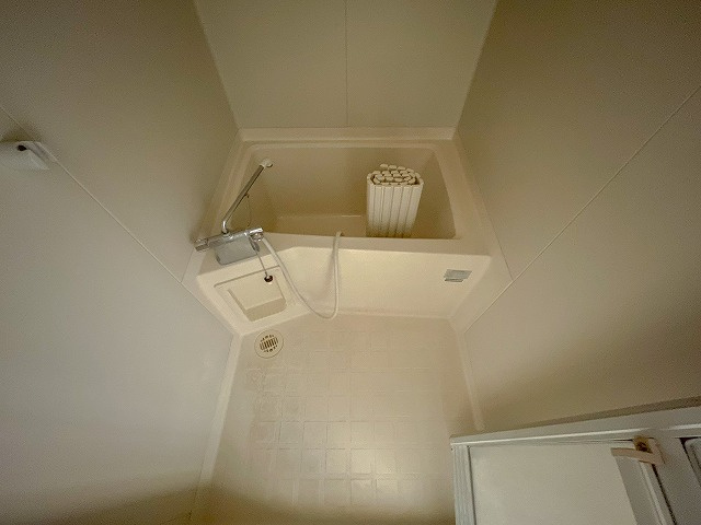 ブライトンコート中万々の浴室|お風呂です